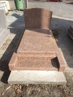 pose de monument funéraire à Cannes
